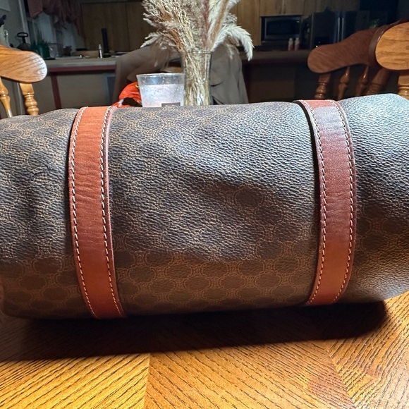 Celine Barrel Bag - Authentic - Picture 9 of 11
